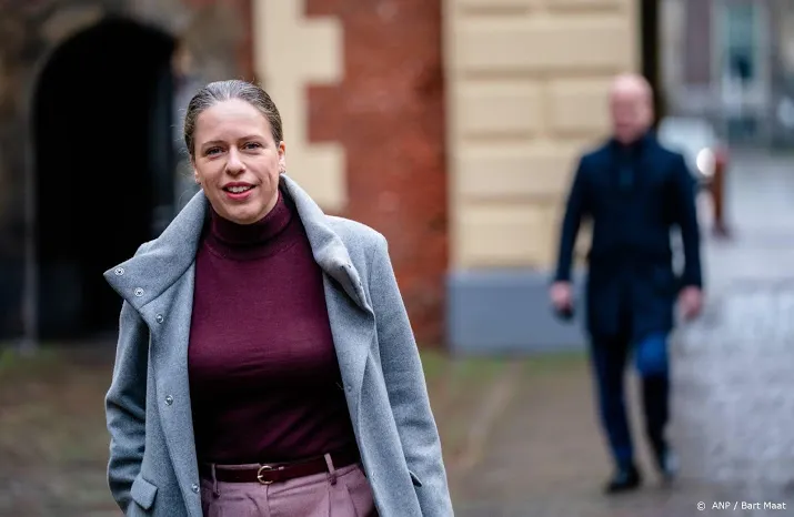 minister schouten uitgeroepen tot dom bontje
