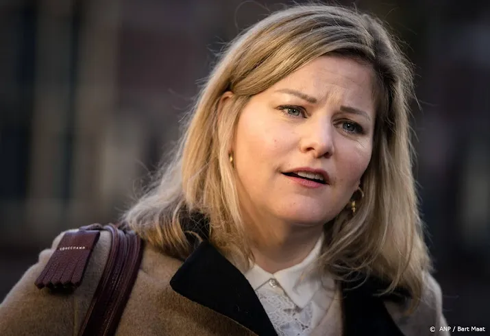 minister schreinemacher spionage bij asml heel zorgelijk