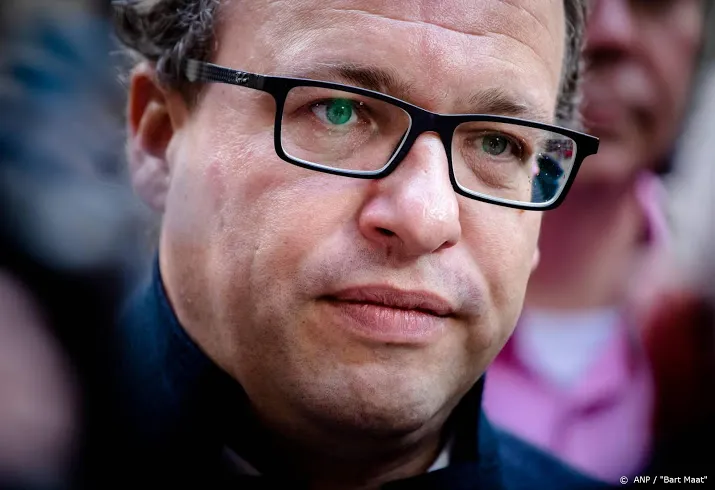minister sluit kortingen pensioenen niet geheel uit