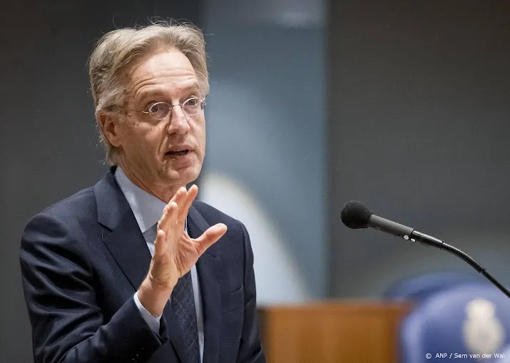minister tegen oekraiense studenten vraag hulp aan instelling