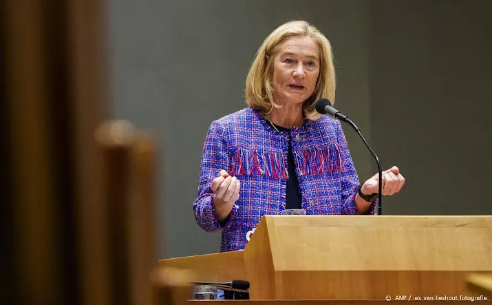 minister vraagt second opinion bij verduurzamingsplan tata