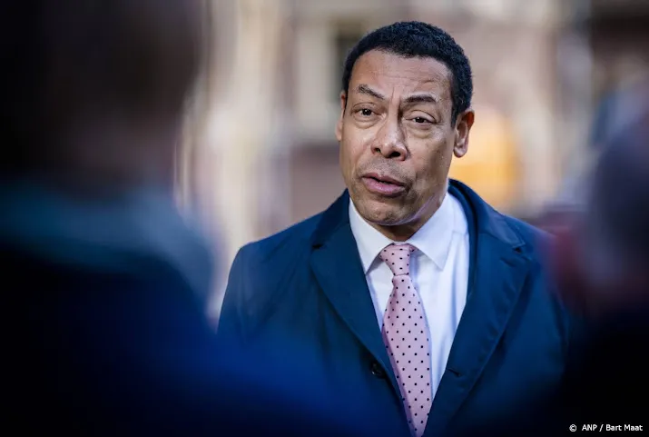 minister weerwind nog steeds naar suriname bij slavernijexcuses