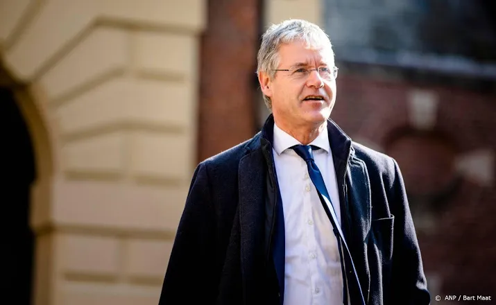 minister zet door met moslimschool westland