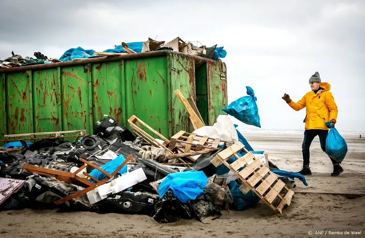 ministerie bedankt waddenopruimers