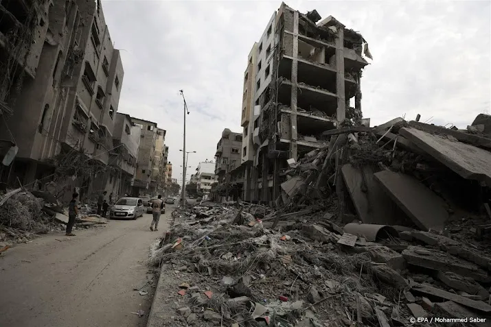 ministerie kan geen contact meer krijgen met nederlanders in gaza