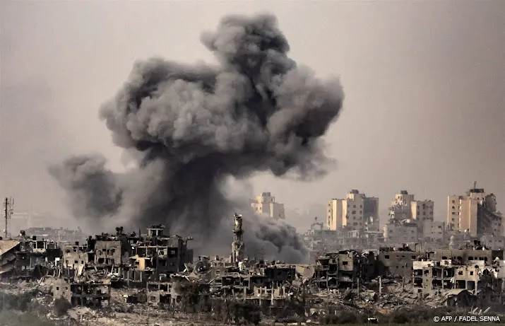 ministerie weer in contact met enkele nederlanders in gaza