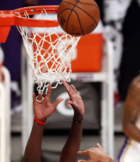 mitchell en levert leiden cavs met ieder 41 punten langs celtics