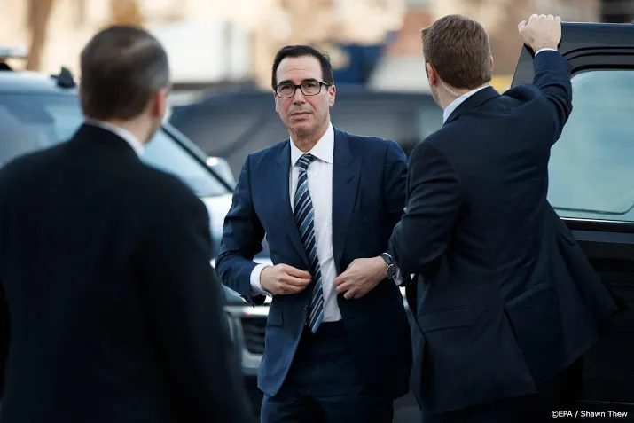 mnuchin trump zal fed baas niet ontslaan