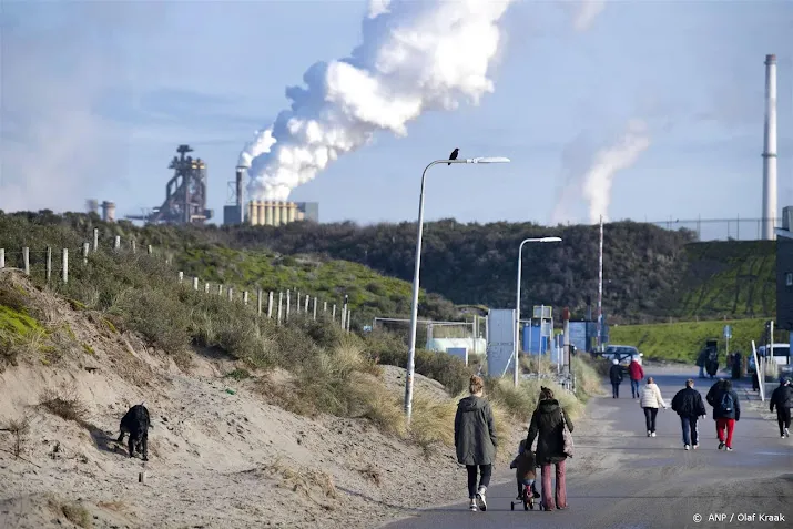 mob omwonenden tata steel starten rechtszaak tegen provincie