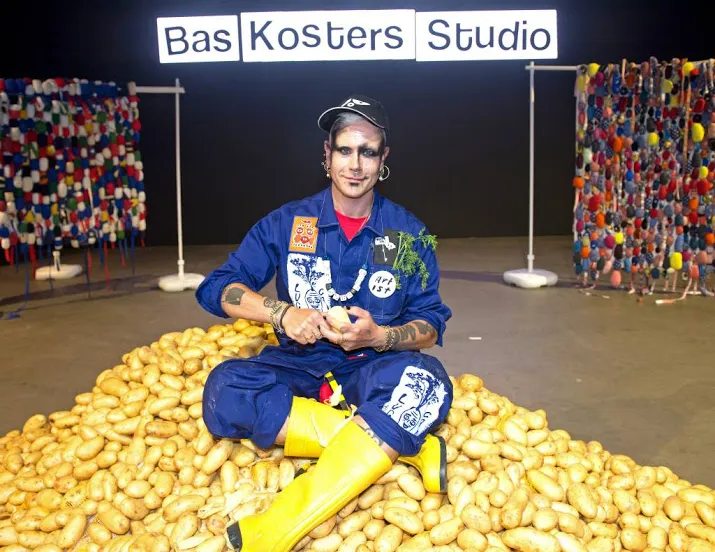 modestipendium naar bas kosters