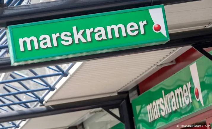 moeder marskramer werkt aan leveringsprobleem