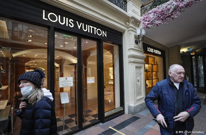 moederbedrijf louis vuitton ziet omzet groeien