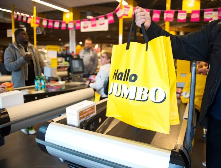 mogelijk explosie bij overval jumbo amsterdam