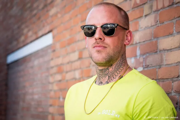 mogelijk toch maatregelen tegen rapper jebroer