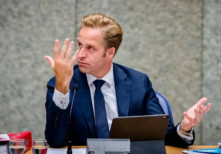 mogelijk weer beperking aan grootte van samenkomsten