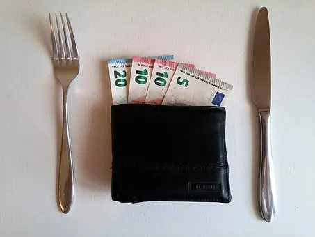 money 2159310 340