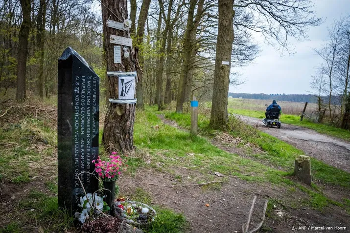 monument nicky verstappen in ere hersteld
