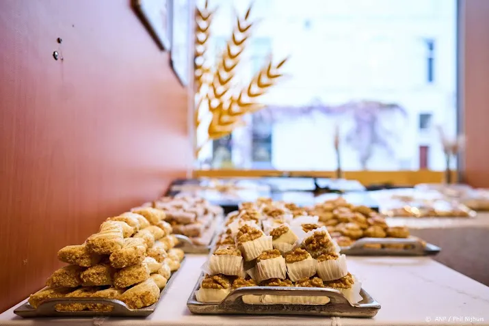 moslims vieren suikerfeest voor het eerst sinds 2019 als vanouds