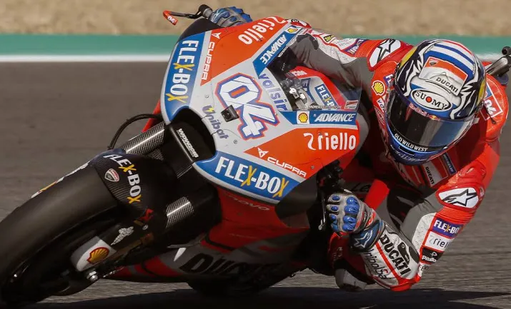 motorcoureur dovizioso langer bij ducati