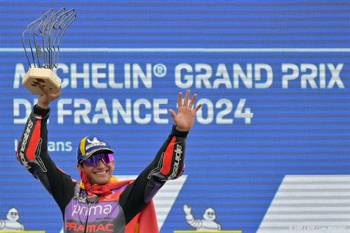motorcoureur martin wint ook grote prijs van frankrijk in motogp