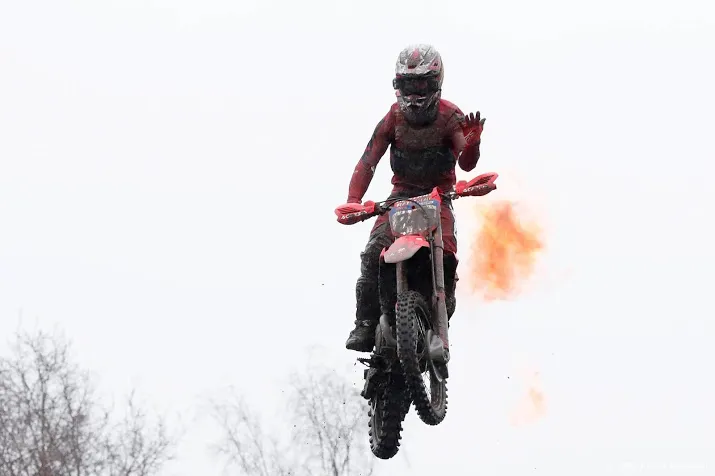 motorcrosser gajser loopt met zege in lommel verder uit in wk