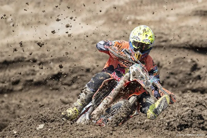motorcrosser herlings krijgt oud kampioen cairoli als teammanager