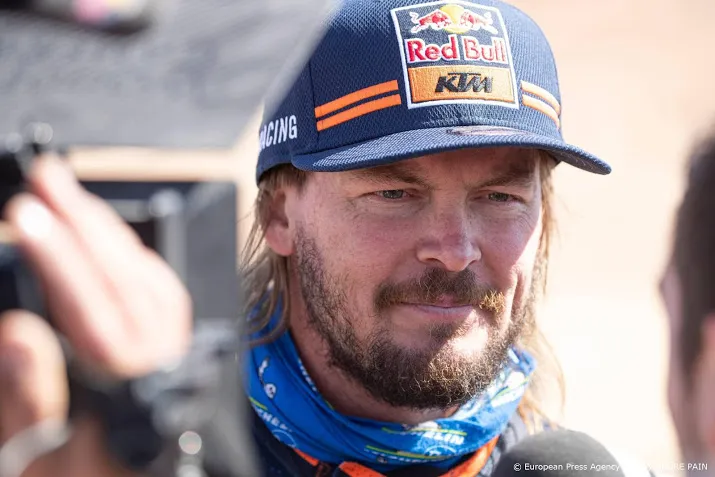 motorrijder price boekt tweede etappezege in dakar rally