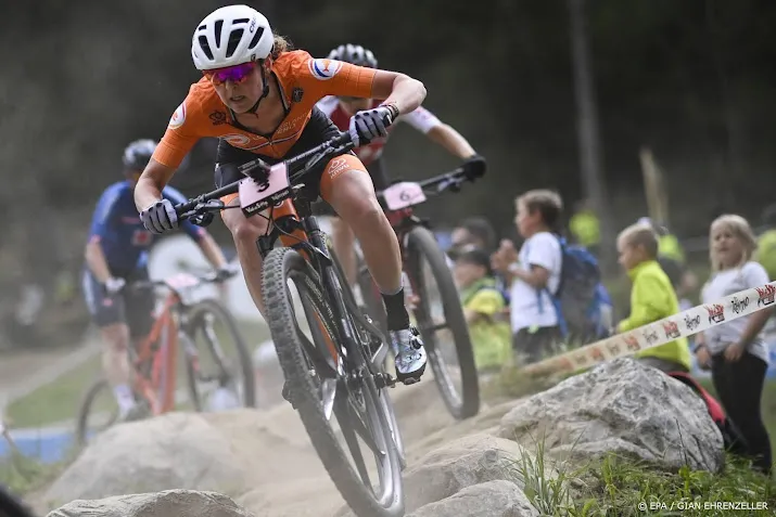 mountainbikester terpstra tweede in wereldbeker brazilie