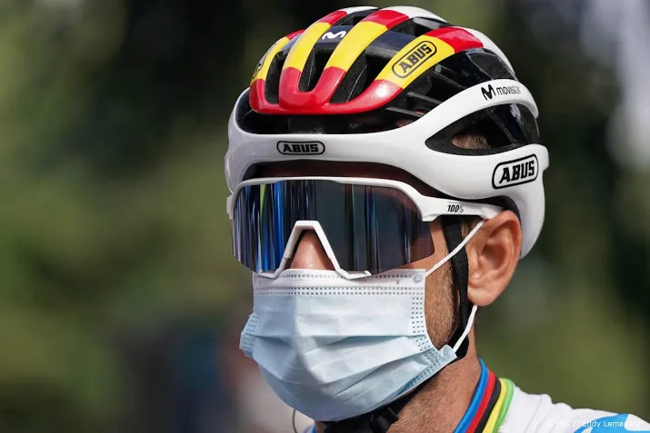 movistar met valverde soler en mas naar tour de france