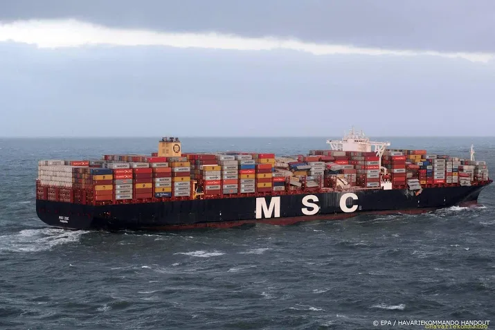 msc zoe verloor zeker 345 containers