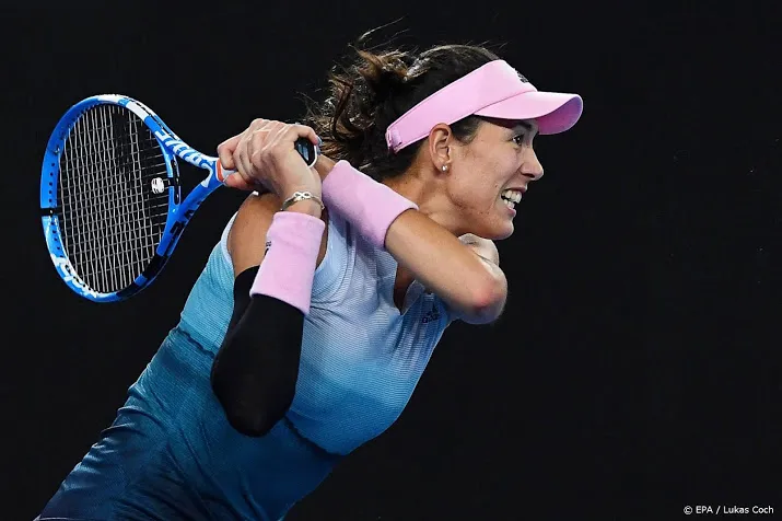 muguruza in nachtpartij langs konta