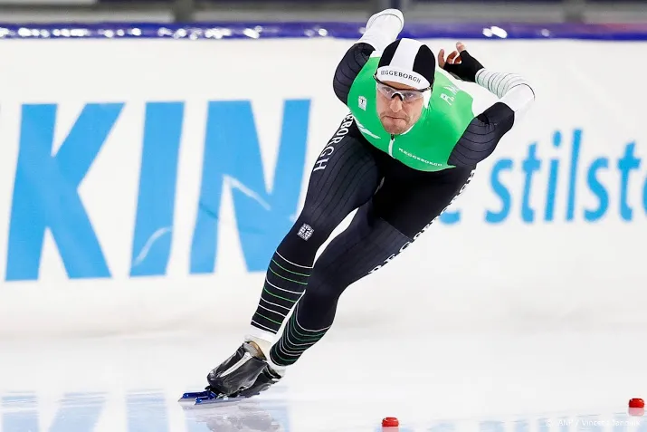 mulder wint tweede 500 m otterspeer blijft leiden op nk sprint