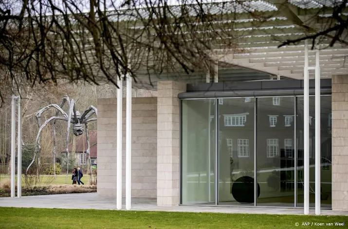 museum voorlinden viert eerste lustrum met picasso en giacometti