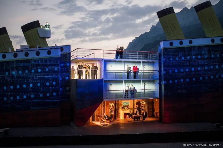 musicals titanic en rocky horror picture geschrapt om coronavirus