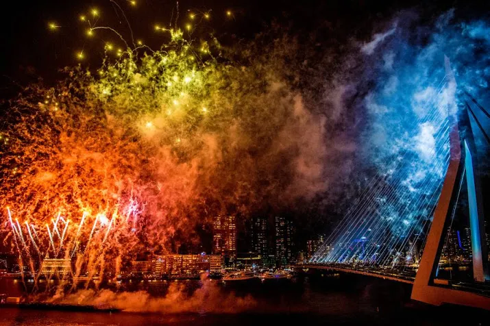 muziek rpho begeleidt nationaal vuurwerk