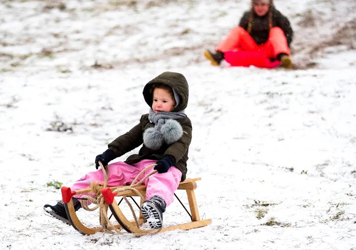 na 715 dagen weer sneeuw in de bilt