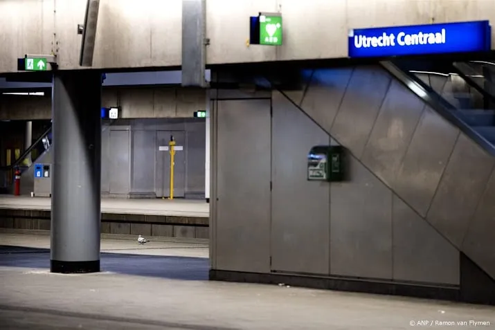 na zomervakantie verbouwing perron op utrecht centraal