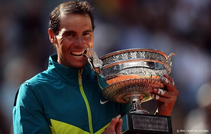 nadal en tsitsipas wisselen van plek ruud naar zesde positie