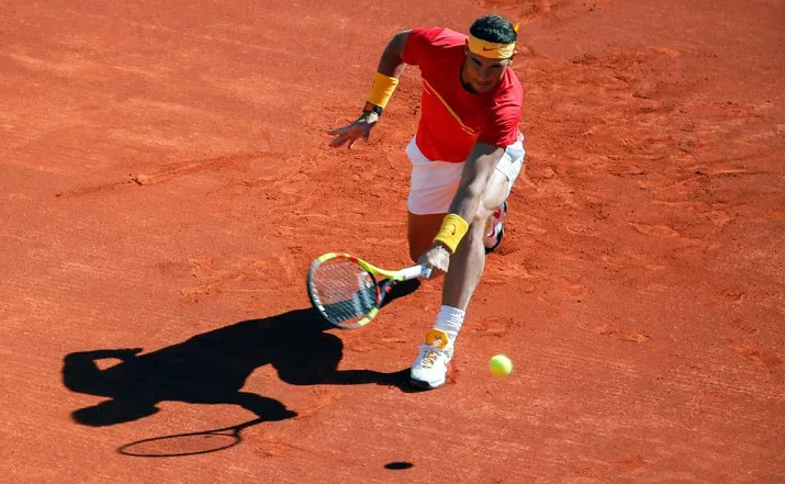 nadal houdt spanje in de race