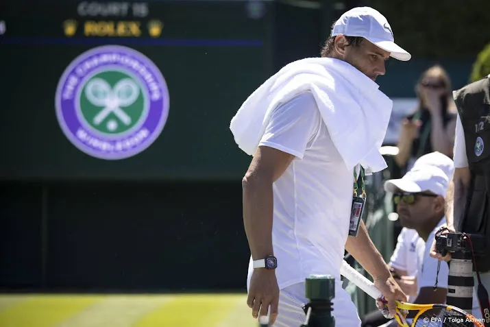 nadal went in demonstratiepartijen aan grastennis