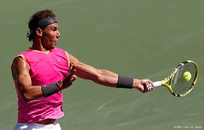 nadal wint ook van qualifier uit servie