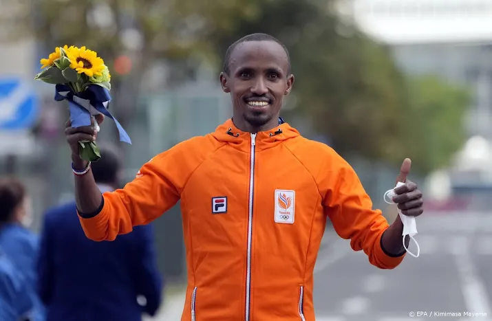nageeye gaat voor medaille op de marathon bij wk atletiek