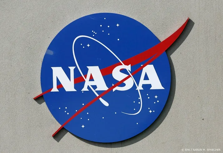 nasa kiest ruimtevaartbedrijf van elon musk voor maanmissie