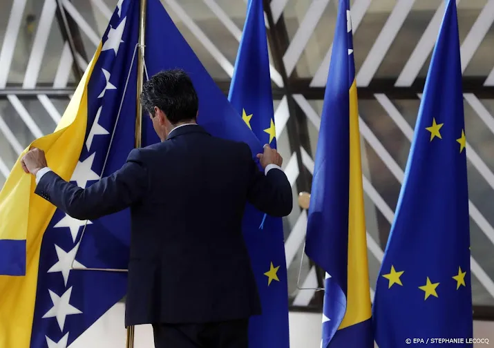 nederland bindt in als rest eu bosnie wel als kandidaat lid wil