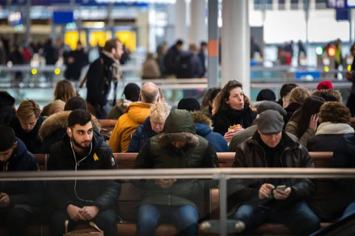 nederland brengt elkaar thuis via stormpoolen