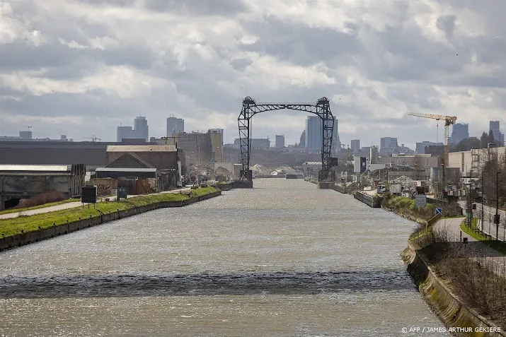 nederland en vlaanderen willen samen pfas in schelde aanpakken