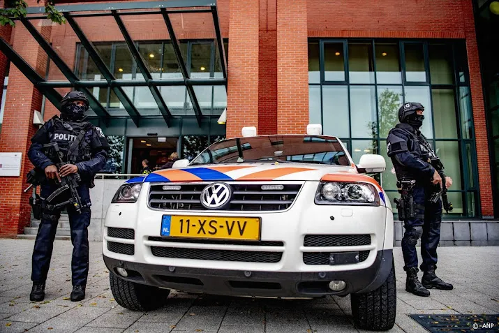 nederland levert el chapo van azie uit aan australie