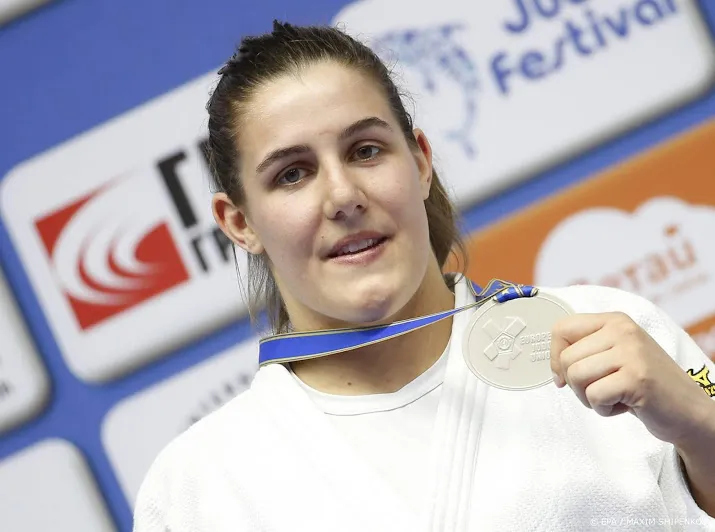nederland met vijftien judokas naar wk