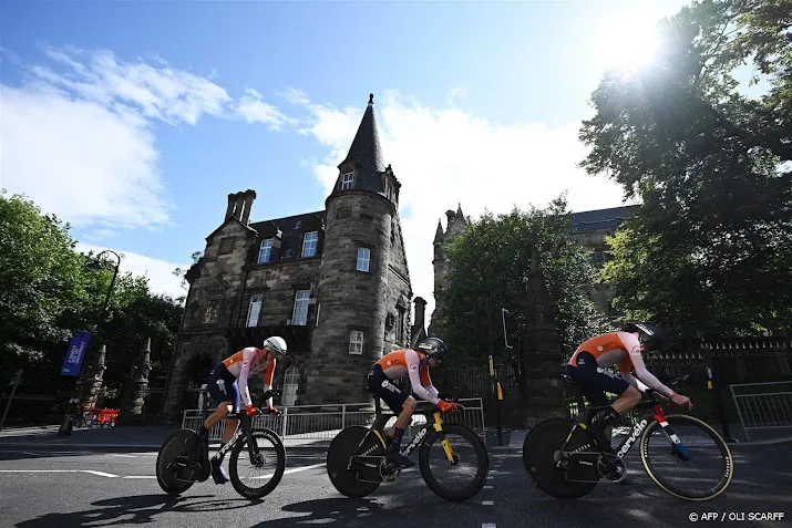 nederland op mixed relay wk wielrennen zevende titel zwitsers