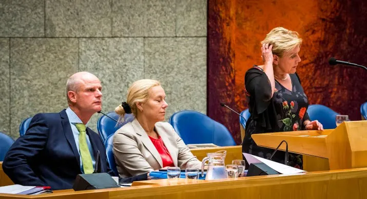 nederland stopt steun aan oppositie syrie